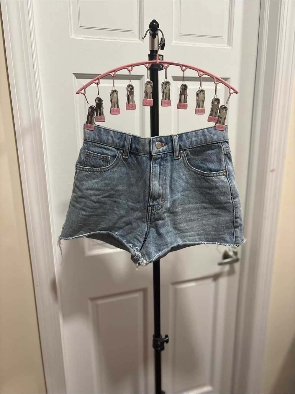 Topshop Light Wash High Waisted Denim Mom Short